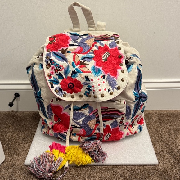 Steve Madden Handbags - Steve Madden Floral Embroidered Backpack Boho